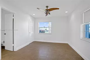 8914 Belle Aire Dr, Boca Raton, FL 33433 - Photo 32