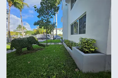557 Michigan Ave #211 W/PARKING, Miami Beach, FL 33139 - Photo 36