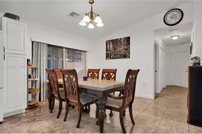 19897 NW 62nd Ave, Hialeah, FL 33015 - Photo 14