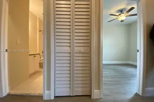 611 SW 107th Ave, Pembroke Pines, FL 33025 - Photo 16