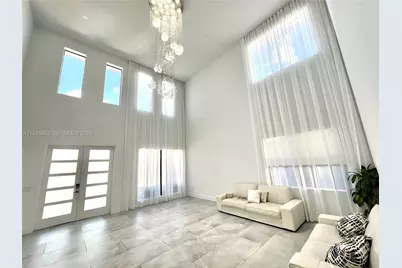 8900 NW 161st Ter, Miami Lakes, FL 33018 - Photo 2