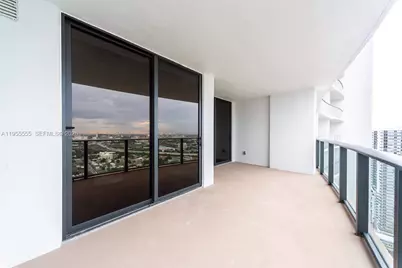 1600 NE 1st Ave #3215, Miami, FL 33132 - Photo 6