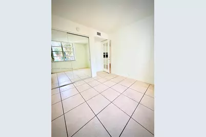 9310 Fontainebleau Blvd #203, Miami, FL 33172 - Photo 14