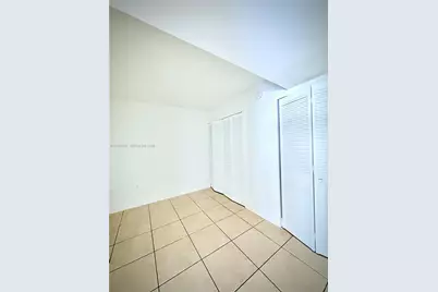 9310 Fontainebleau Blvd #203, Miami, FL 33172 - Photo 12