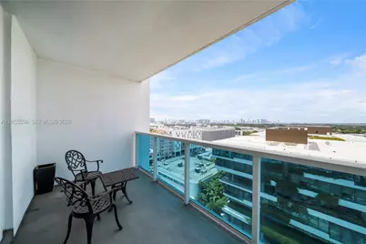 2301 Collins Ave #1130, Miami Beach, FL 33139 - Photo 2