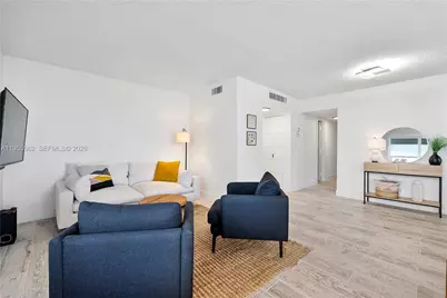 2639 N Riverside Dr #806, Pompano Beach, FL 33062 - Photo 8