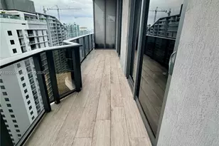 45 SW 9th St, Miami, FL 33130 - Photo 14