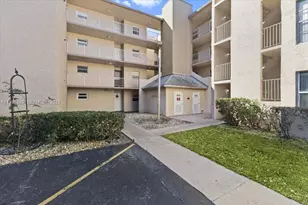 9495 Evergreen Pl, Davie, FL 33324 - Photo 1