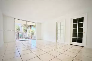 9310 Fontainebleau Blvd, Miami, FL 33172 - Photo 24