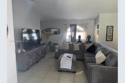 3375 W 76th St #223, Hialeah, FL 33018 - Photo 4