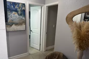 3375 W 76th St, Hialeah, FL 33018 - Photo 8