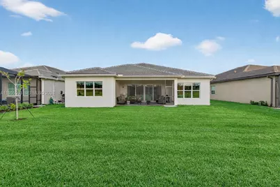 11960 SW Whitewater Falls Ct, Port Saint Lucie, FL 34987 - Photo 32