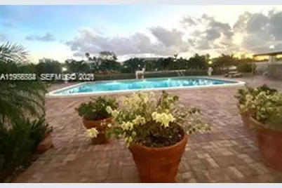 401 Golden Isles Dr #902, Hallandale Beach, FL 33009 - Photo 24