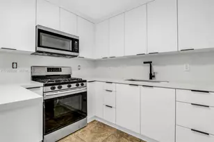 19021 NW 45th Ave, Miami Gardens, FL 33055 - Photo 10