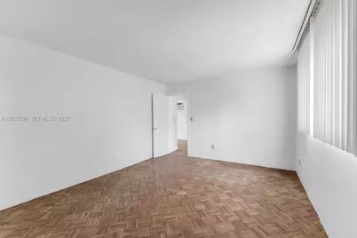 11401 SW 57th St, Miami, FL 33173 - Photo 14