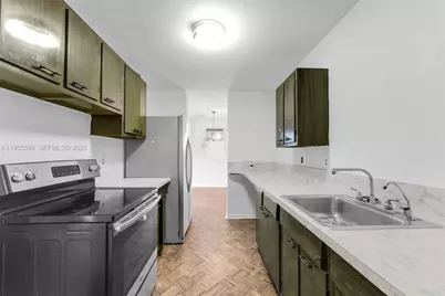 11401 SW 57th St, Miami, FL 33173 - Photo 10