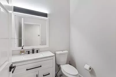 10122 Canoe Brook Circle, Boca Raton, FL 33498 - Photo 16