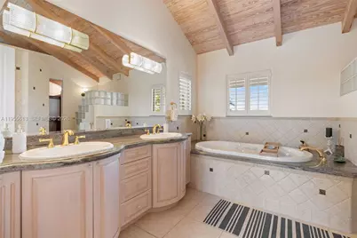 44 W Plaza Del Lago, Lower Keys, FL 33036 - Photo 26