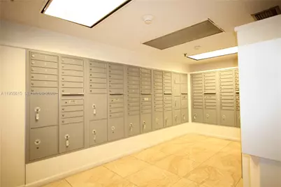17890 W Dixie Hwy 519 Hwy #519, North Miami Beach, FL 33160 - Photo 28