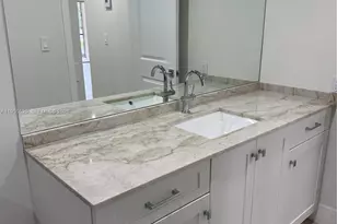 8005 Lake Dr, Doral, FL 33166 - Photo 8