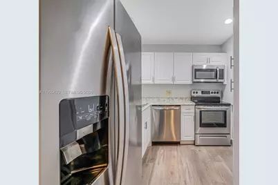 2641 Gately Dr W #902, Boynton Beach, FL 33415 - Photo 10