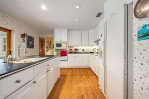 13205 SW 71st Ave, Pinecrest, FL 33156 - Photo 10