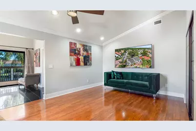 10110 SW 3rd St, Plantation, FL 33324 - Photo 32