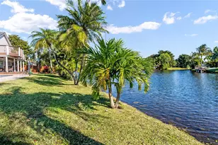 10110 SW 3rd St, Plantation, FL 33324 - Photo 68