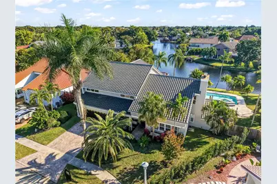 10110 SW 3rd St, Plantation, FL 33324 - Photo 82