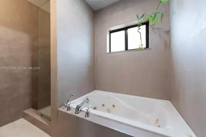 311 NE 117th St, Miami, FL 33161 - Photo 12