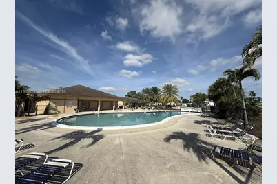 1981 SW 83rd Ave, Davie, FL 33324 - Photo 40