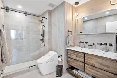 2301 Collins Ave #1633, Miami Beach, FL 33139 - Photo 8