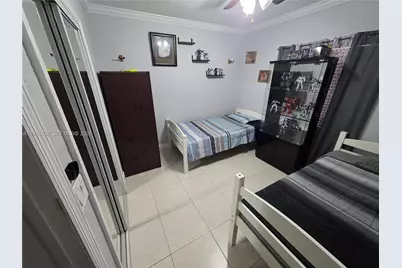 3600 E 5th Ave, Hialeah, FL 33013 - Photo 16