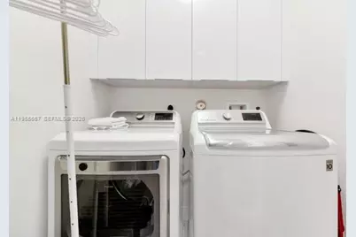 10424 NW 66th St, Doral, FL 33178 - Photo 22