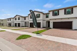 5600 NW Coventry Cir, Port Saint Lucie, FL 34986 - Photo 1