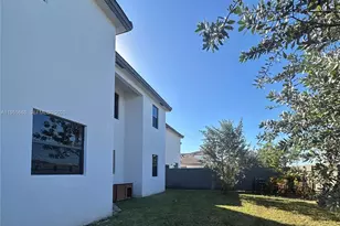 22634 SW 131st Pl, Miami, FL 33170 - Photo 4