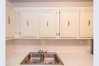 8161 SW 24th Ct #202, Davie, FL 33324 - Photo 32