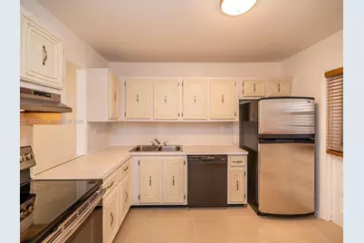 8161 SW 24th Ct #202, Davie, FL 33324 - Photo 14