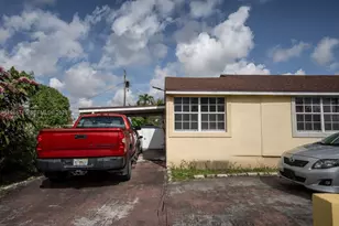 671 E 6th Pl, Hialeah, FL 33010 - Photo 2