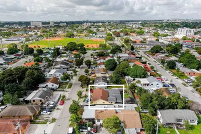 671 E 6th Pl, Hialeah, FL 33010 - Photo 40