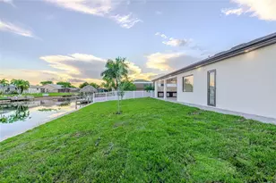 920 SE 5th Terrace, Cape Coral, FL 33990 - Photo 6