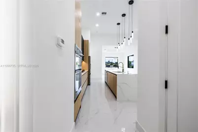 920 SE 5th Ter, Cape Coral, FL 33990 - Photo 32