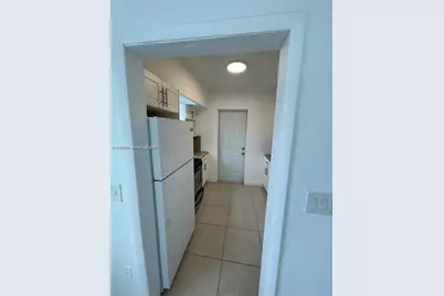 7001 NW 4th Ct #FRONT, Miami, FL 33150 - Photo 6