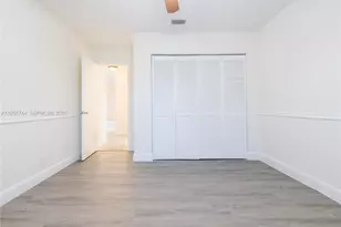 200 W Riverbend Dr, Sunrise, FL 33326 - Photo 28