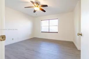 200 W Riverbend Dr, Sunrise, FL 33326 - Photo 34