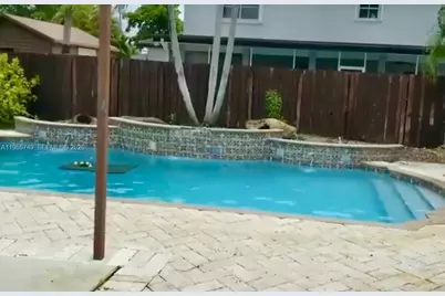 18121 SW 152nd Ct, Miami, FL 33187 - Photo 14