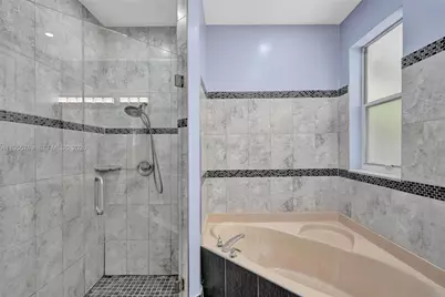 1251 Hayes St, Hollywood, FL 33019 - Photo 20