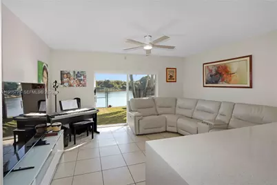 941 SW 148th Pl, Miami, FL 33194 - Photo 8