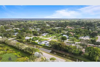 2651 SW 141st Ter, Davie, FL 33330 - Photo 92