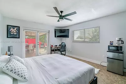 901 NW 22nd Pl, Miami, FL 33125 - Photo 24